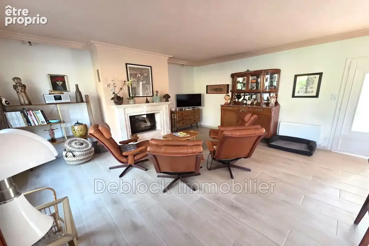 Maison 5 pièces 129 m² à vendre à Warhem (59380) - photo 2