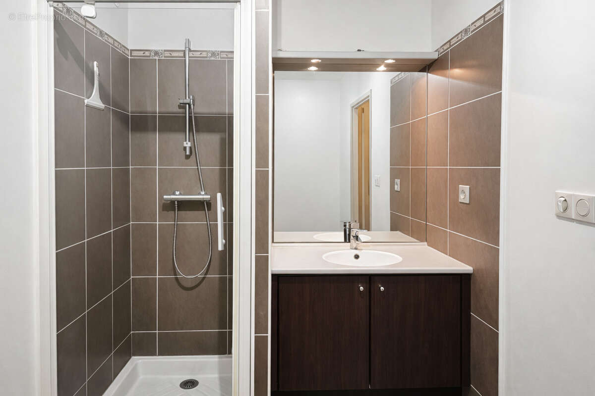 Appartement à CASTELNAU-LE-LEZ