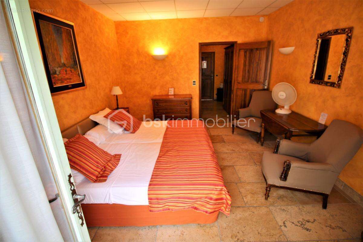 Commerce à MANOSQUE