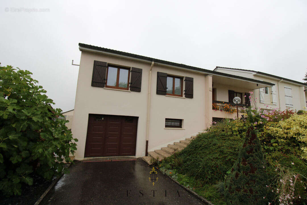 Maison à BOUXIERES-AUX-DAMES