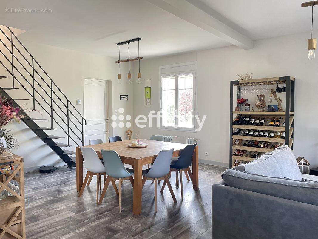 Maison 105 m² à Marennes  - photo 3