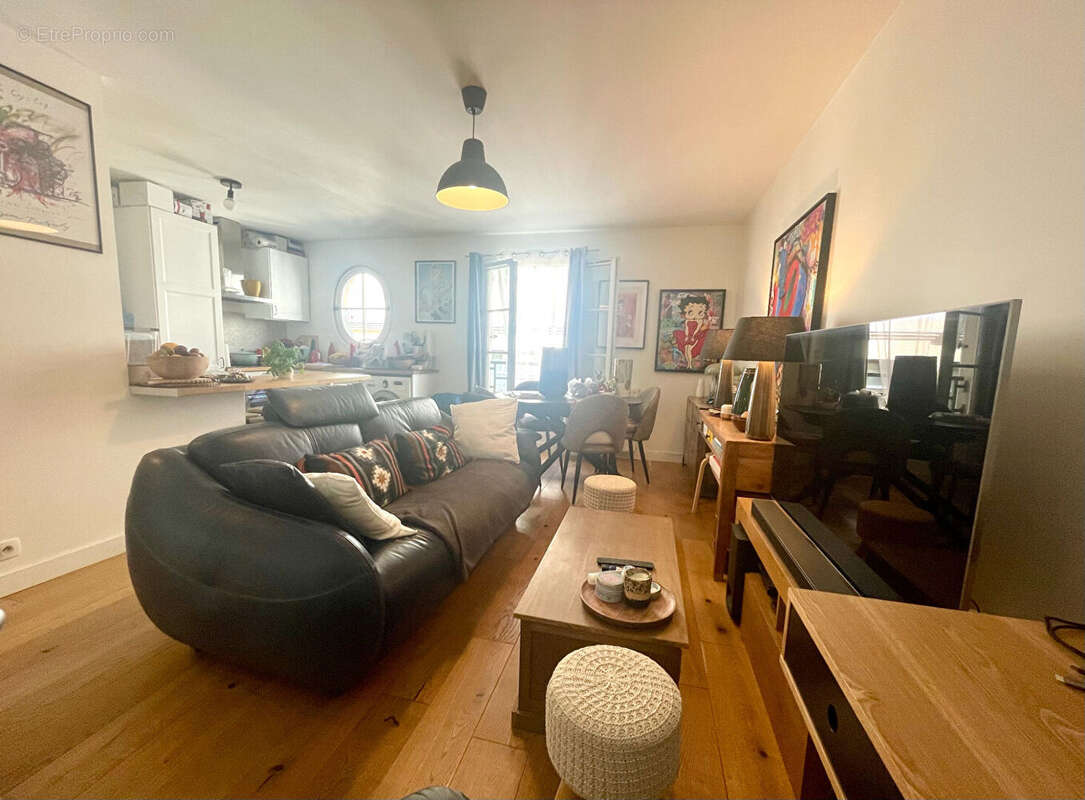 Appartement à BRIE-COMTE-ROBERT