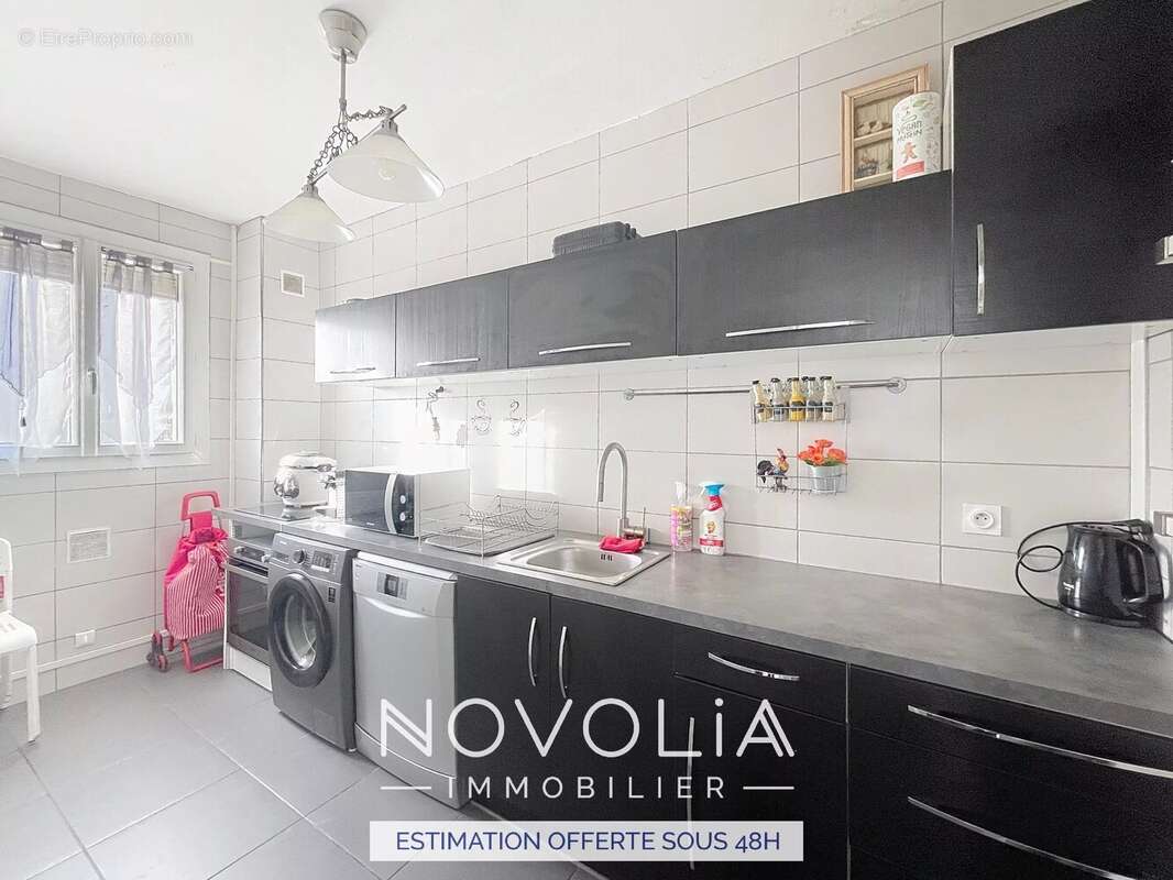 Appartement à LYON-8E
