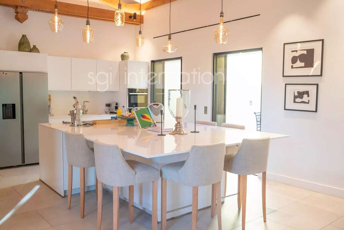 Ref 2306 - saint-tropez - élégante propriété - proche centre - photo 12