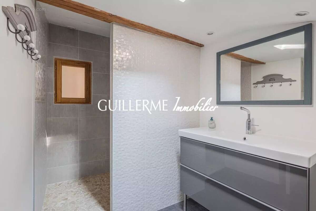 Appartement à LYON-1E
