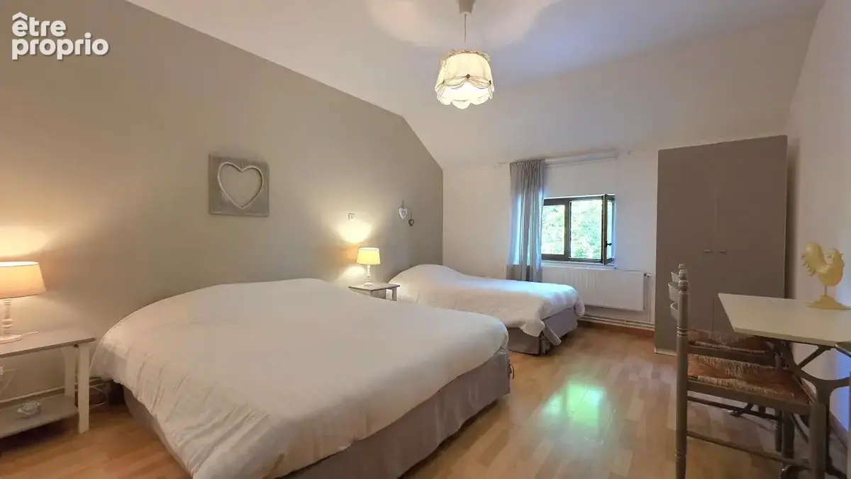 Grande propriété avec maison, hébergements et nombreuses possibilités d’exploitation, située à Mondrepuis - photo 20