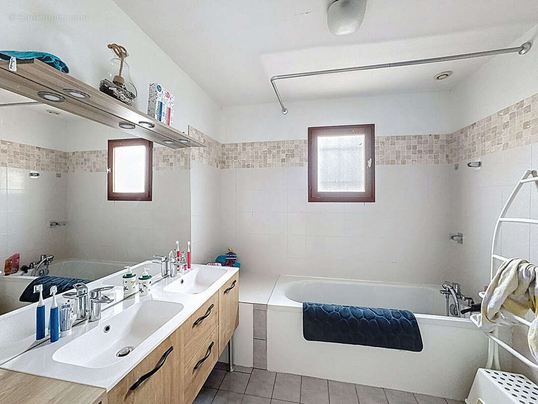 Maison à SAINT-ORENS-DE-GAMEVILLE