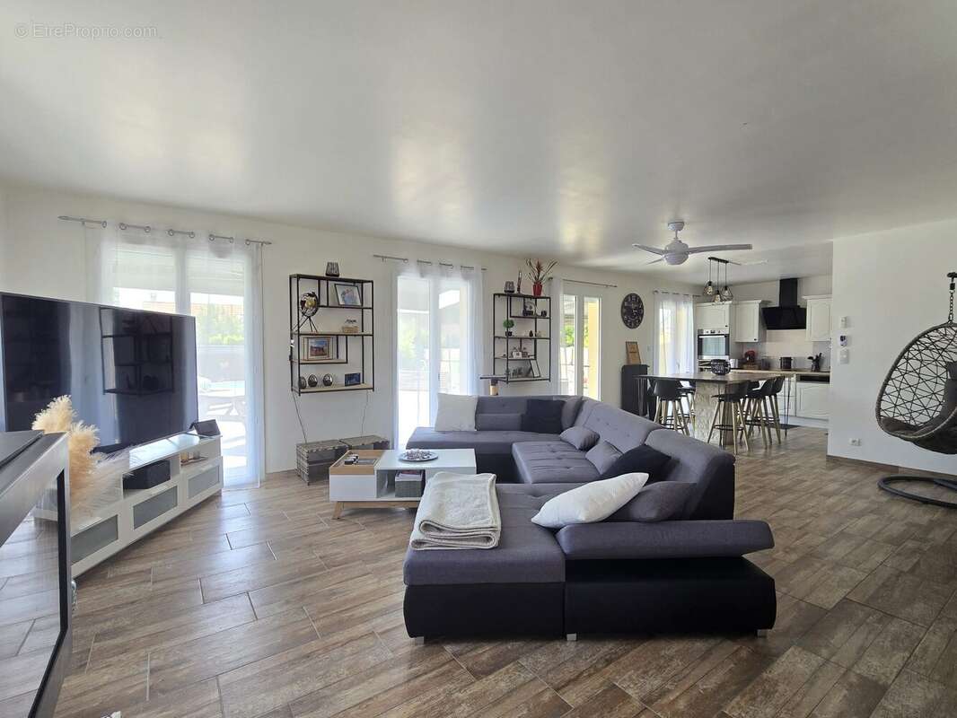 Maison à ETIVAL-LES-LE-MANS