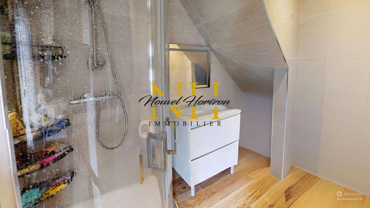 Appartement à GENILAC