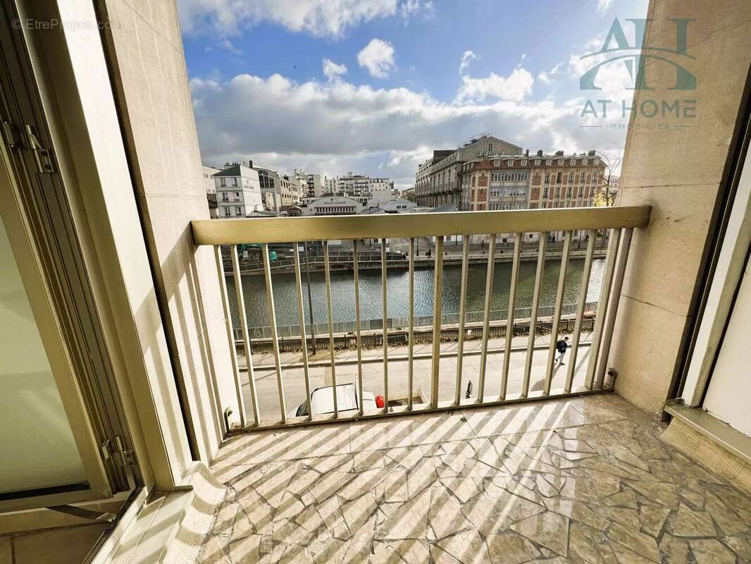 Appartement à PARIS-10E