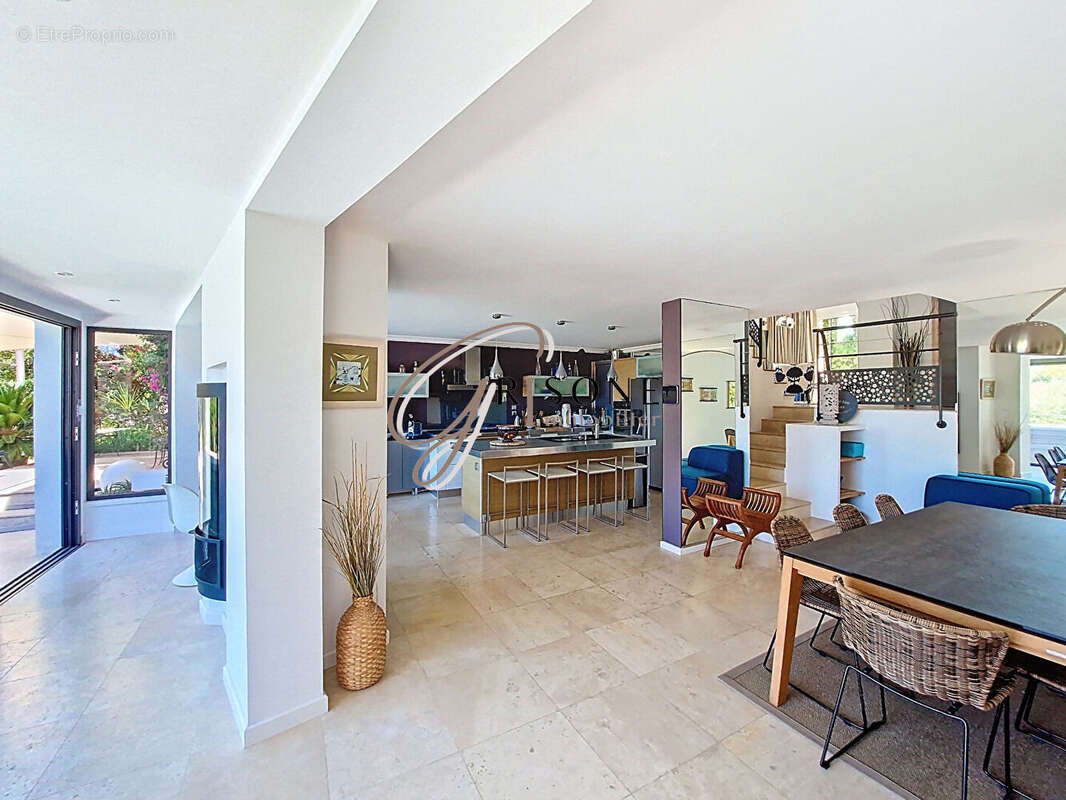 Maison à SANARY-SUR-MER