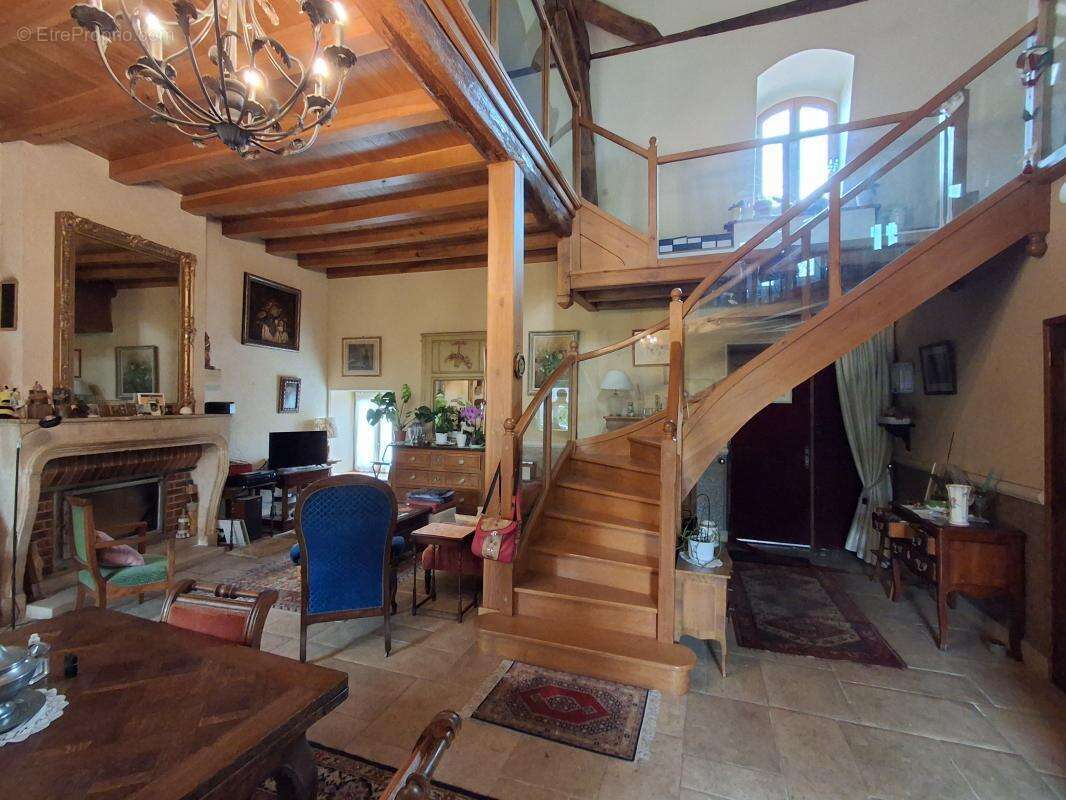 Maison à LA CHARITE-SUR-LOIRE