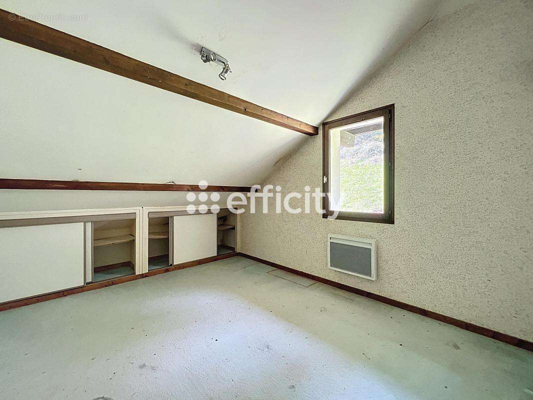 Maison 156 m² à Marignier  - photo 9