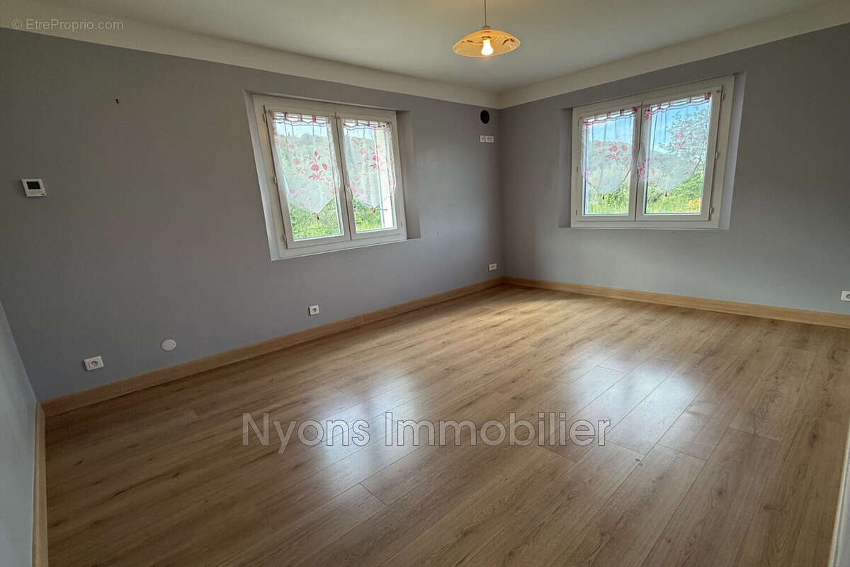 Maison à NYONS