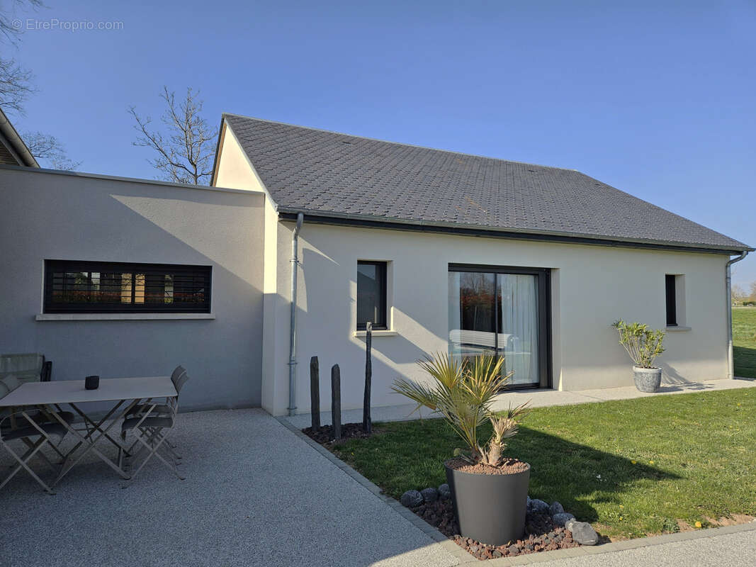 Maison à VALADY