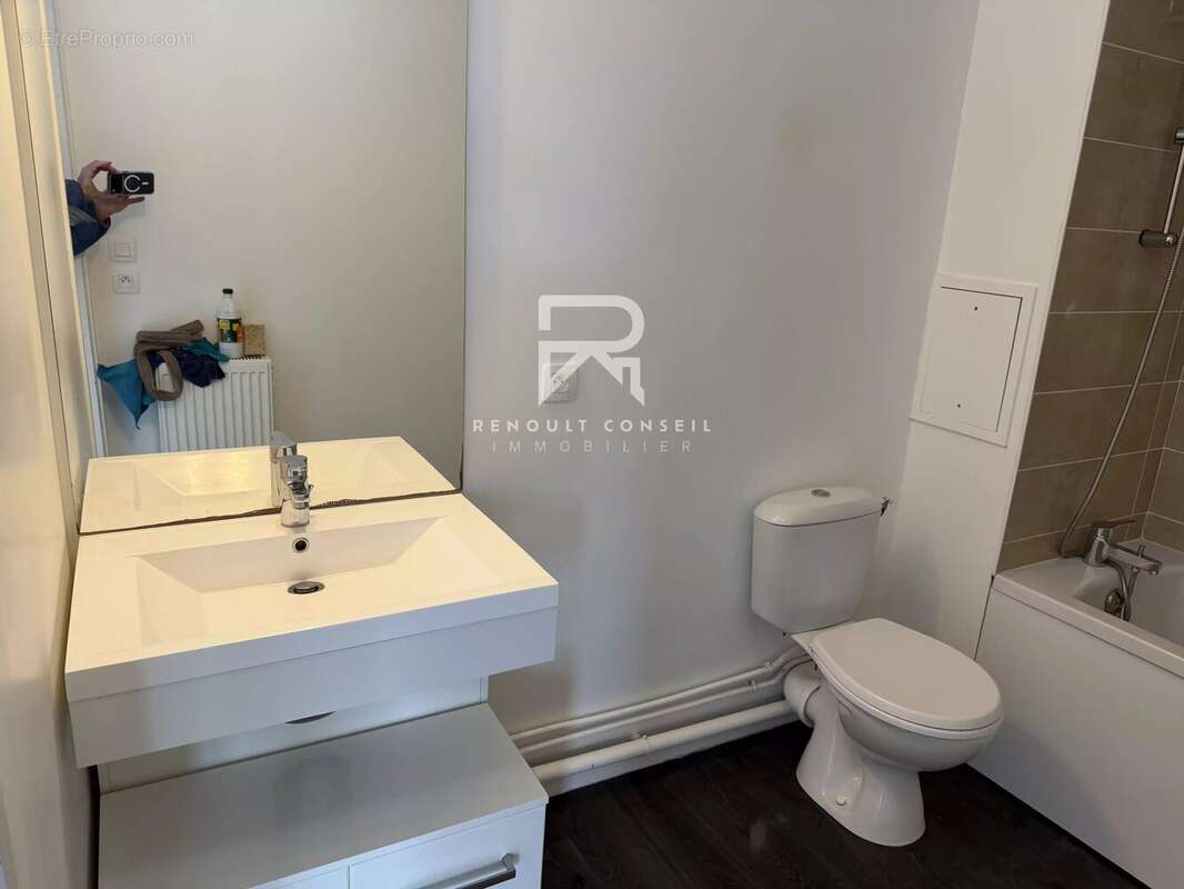 Appartement à SAINT-ETIENNE-DU-ROUVRAY