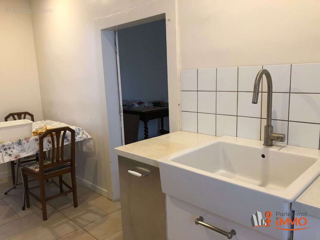 Maison à SOUGERES-EN-PUISAYE