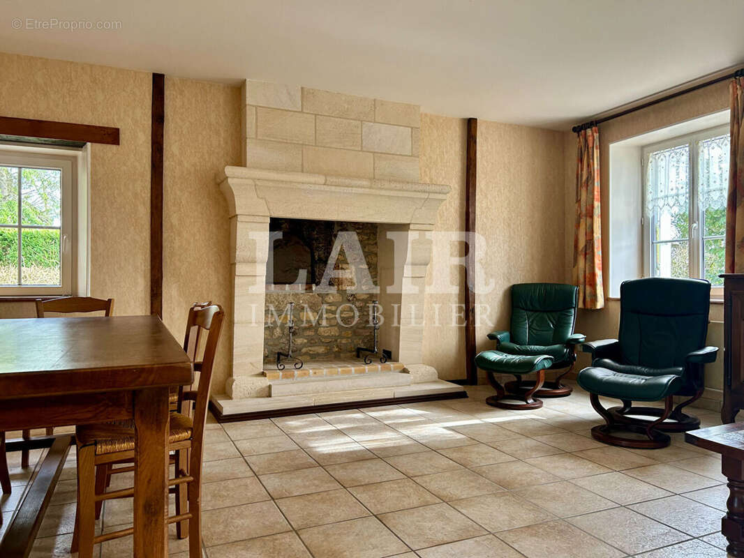 Maison à SAINT-CHRISTOPHE-LE-JAJOLET