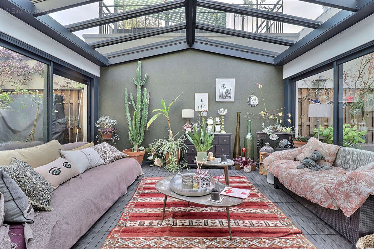 Appartement à COLOMBES