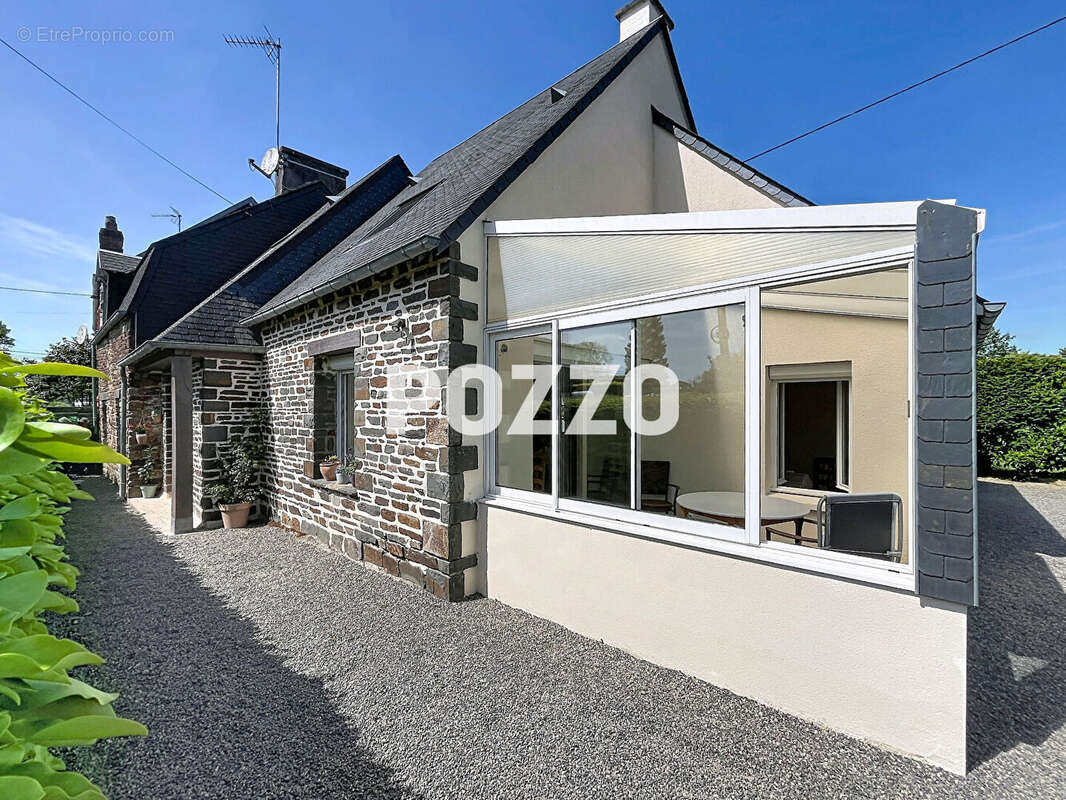 Maison à SAINT-SAUVEUR-LA-POMMERAYE