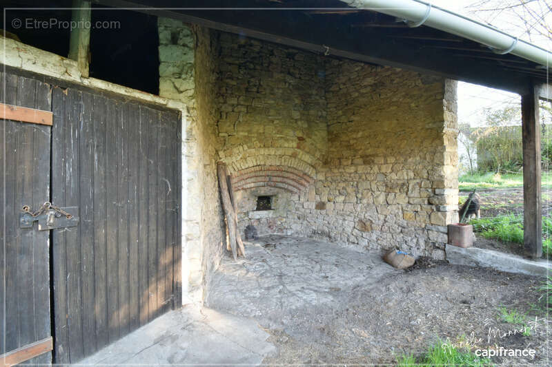 Maison à EPINEUIL-LE-FLEURIEL