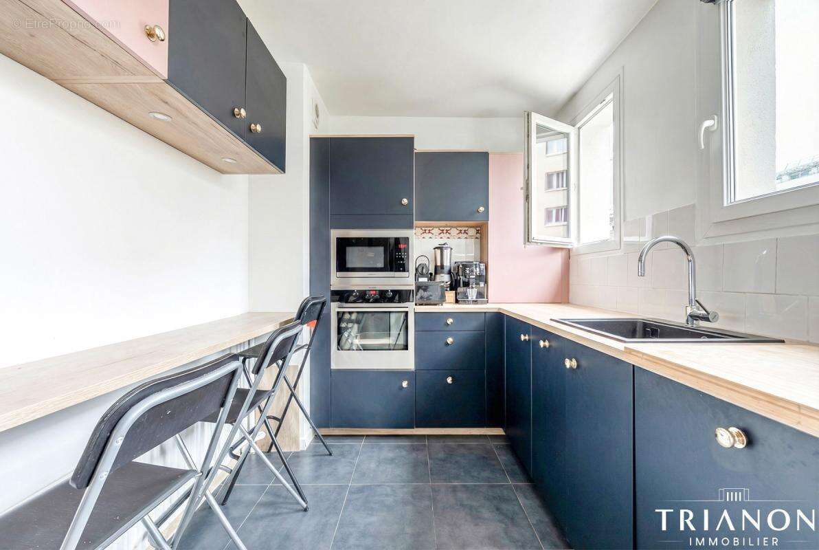 Appartement à SURESNES