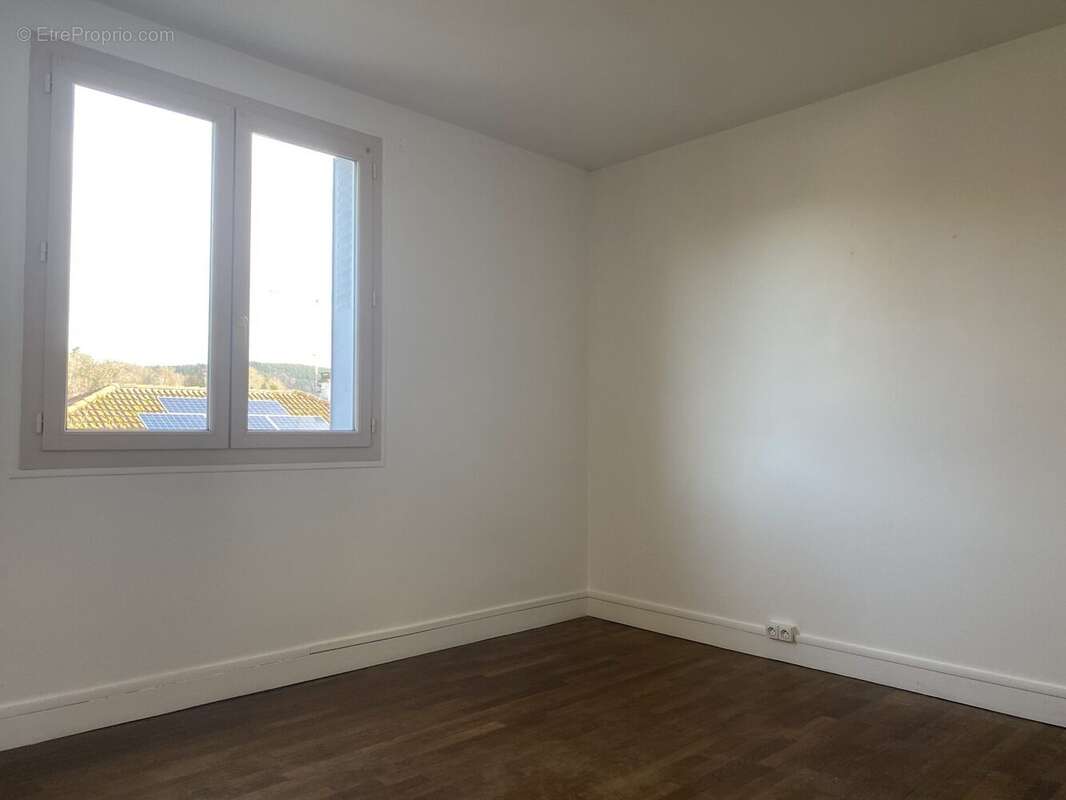 Appartement à EYMOUTIERS