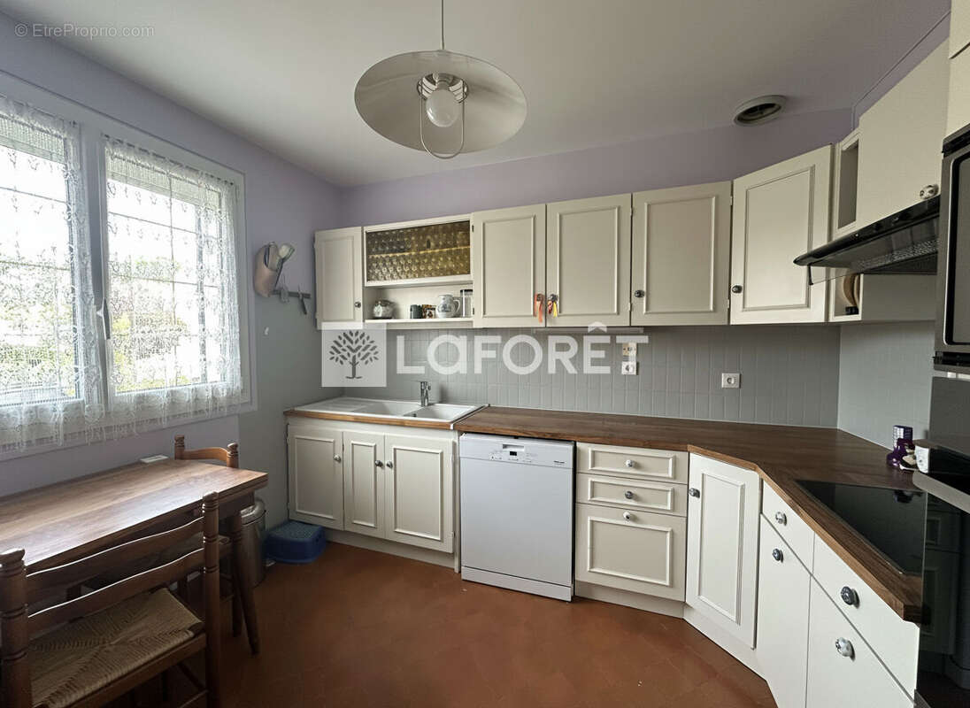 Maison à VIRY-CHATILLON