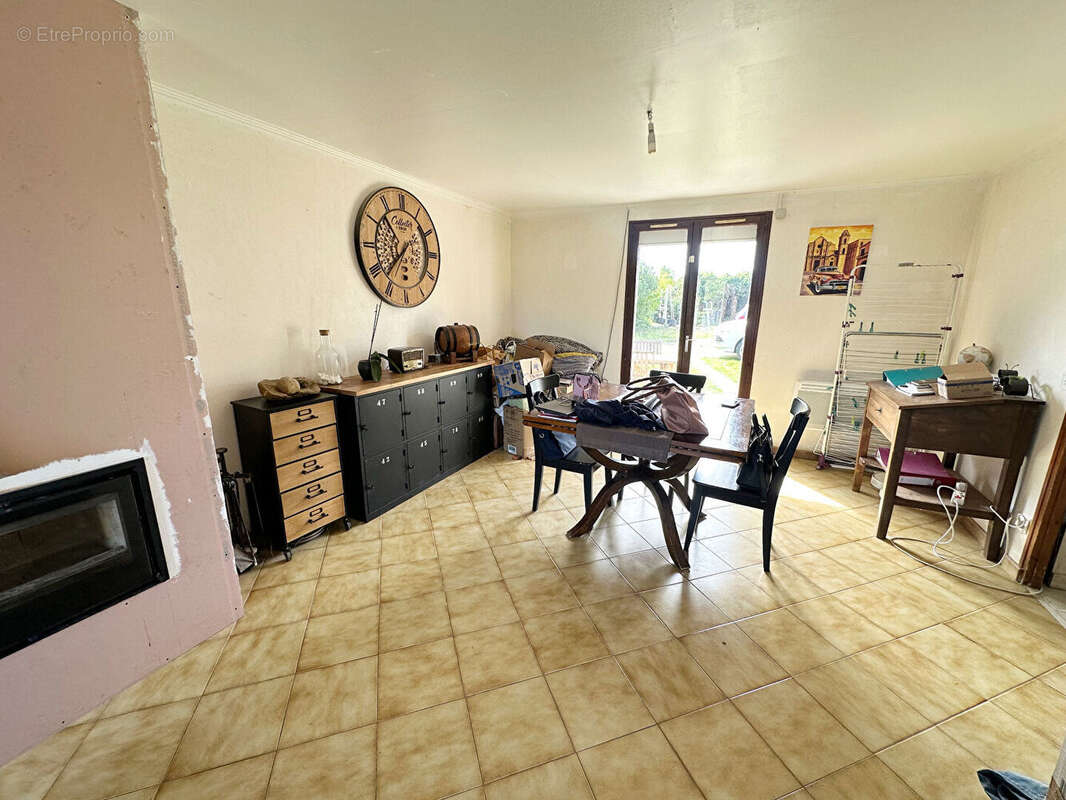 Maison à SAINT-MESMIN