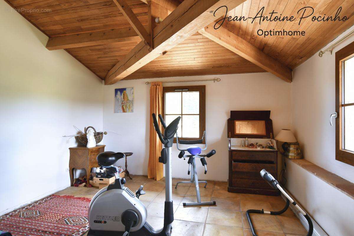 Maison de campagne à vendre 9 pièces  (31) - photo 11