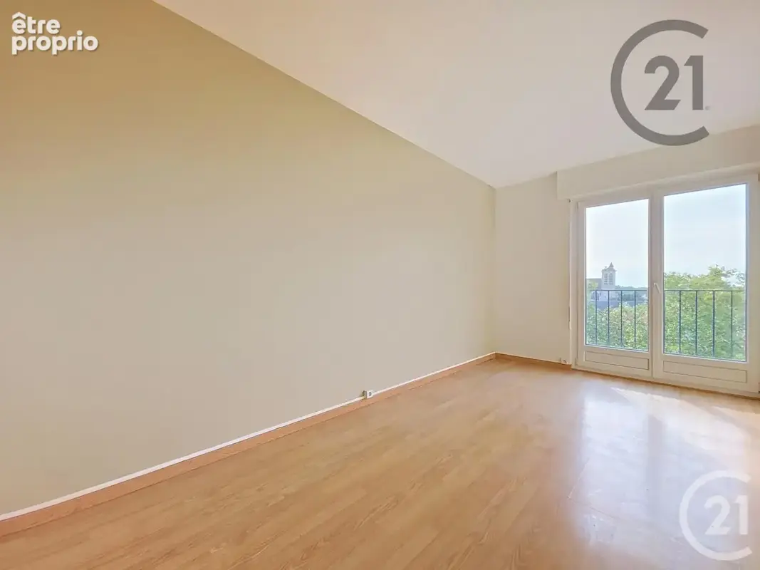 Appartement 4 pièces 74 m² à vendre à Troyes (10000) - photo 9
