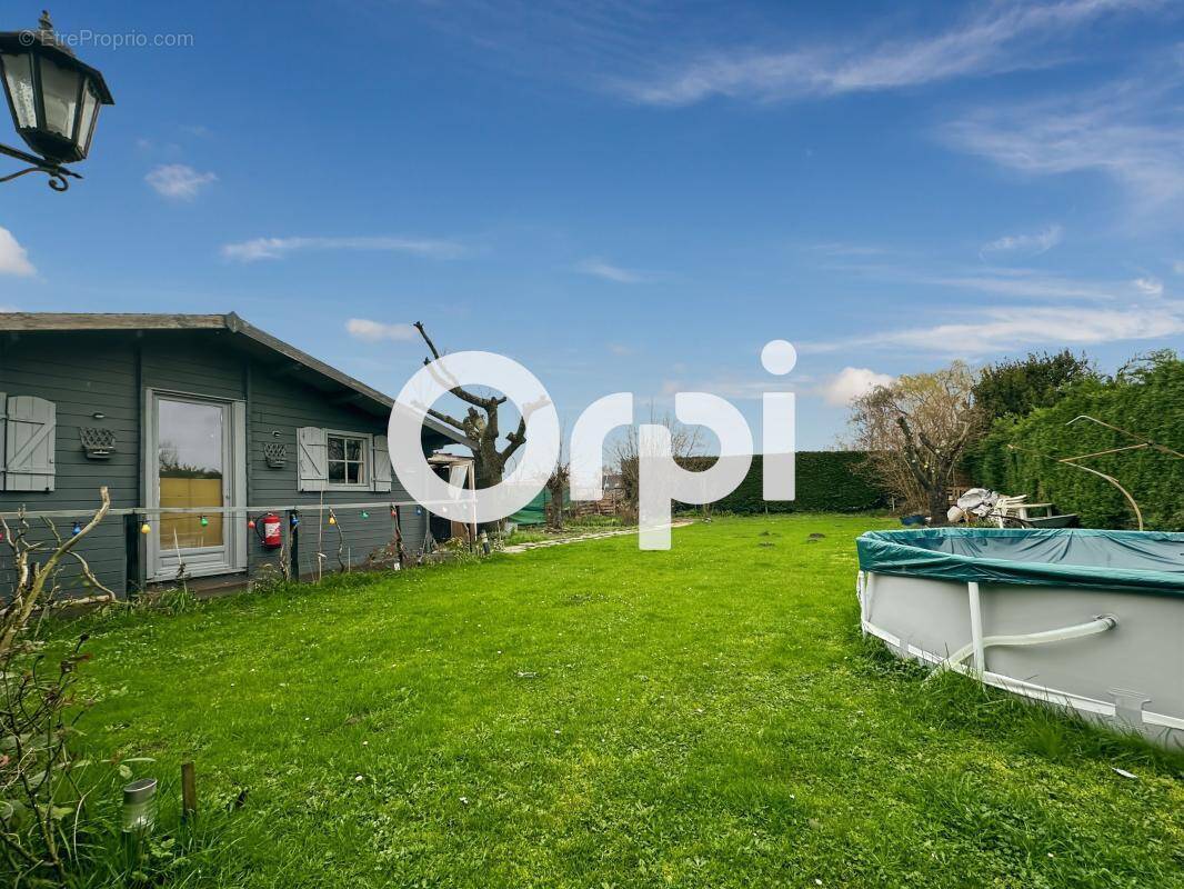 Terrain à LOOBERGHE