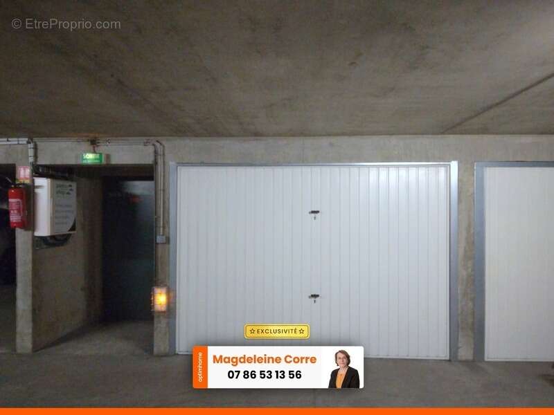 Parking à PARIS-20E