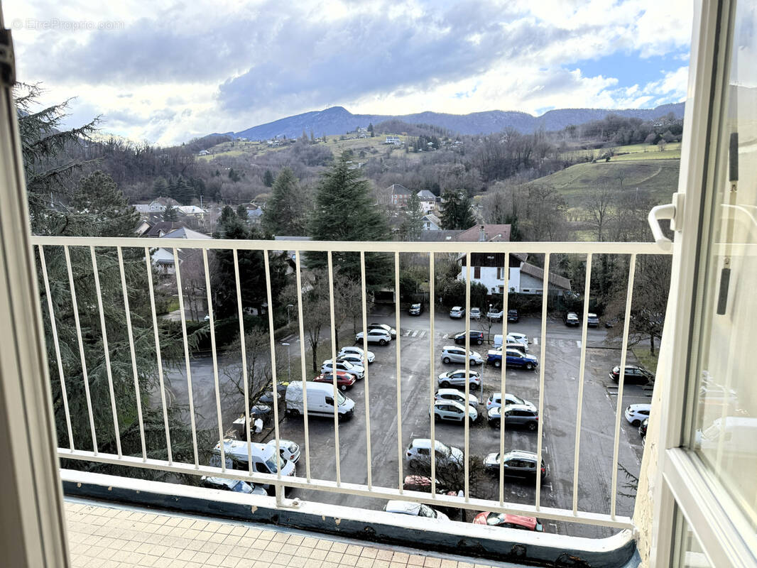 Appartement à COGNIN