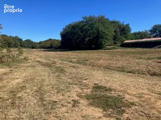 Terrain à construire à Veyrignac - 5300m2 - photo 3