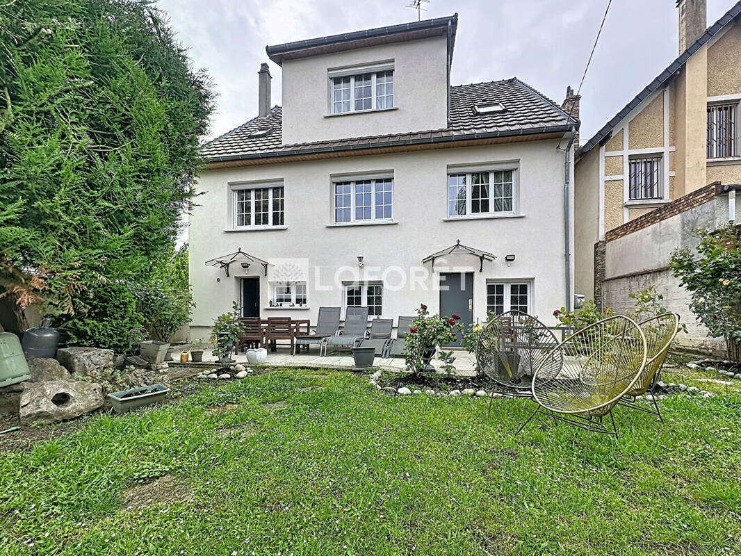 Maison à CHAMPIGNY-SUR-MARNE