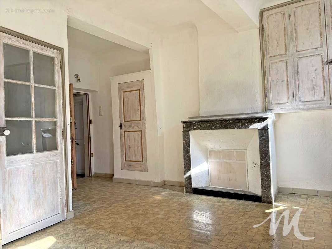 Appartement de type 2  centre village - photo 1