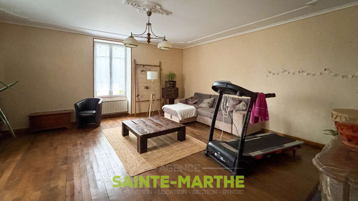 Maison à SAINT-PIERRE-LE-VIEUX