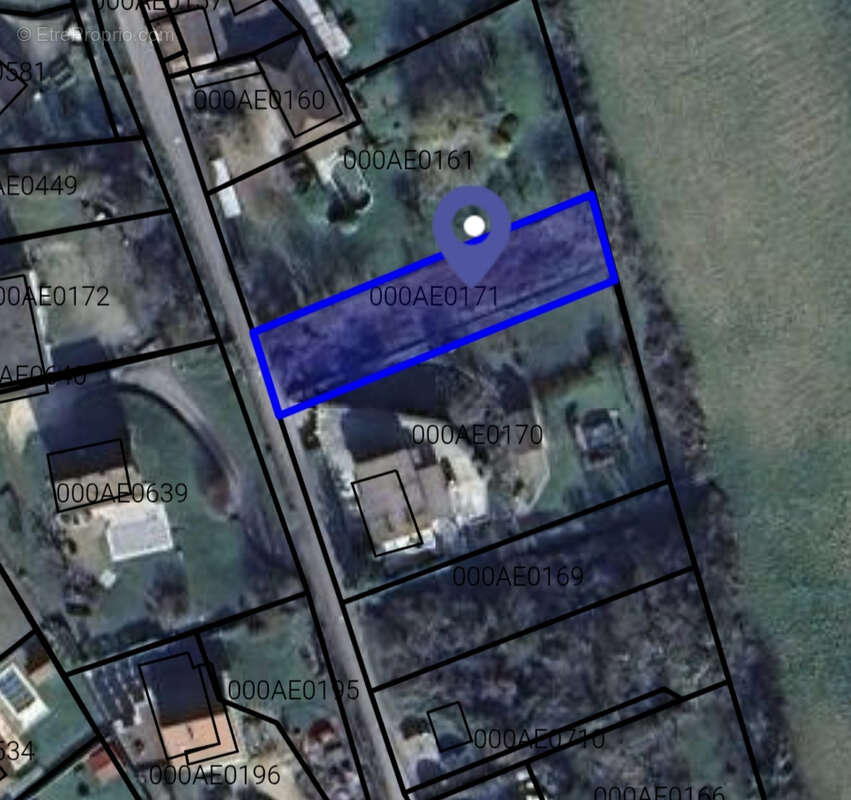 Terrain à BOUVESSE-QUIRIEU