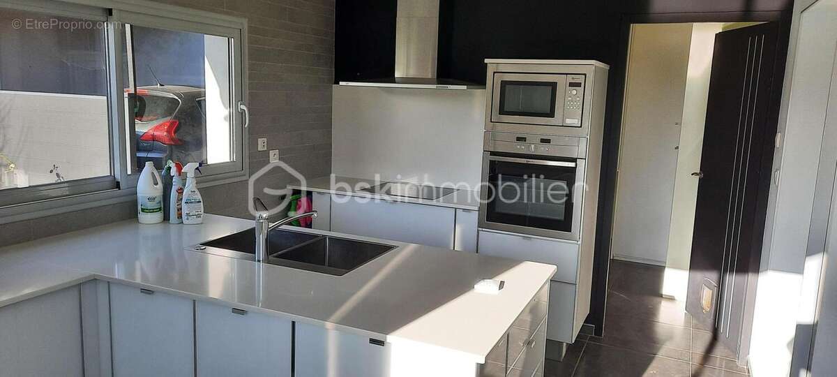 Élégante maison contemporaine aux prestations soignées  - photo 14