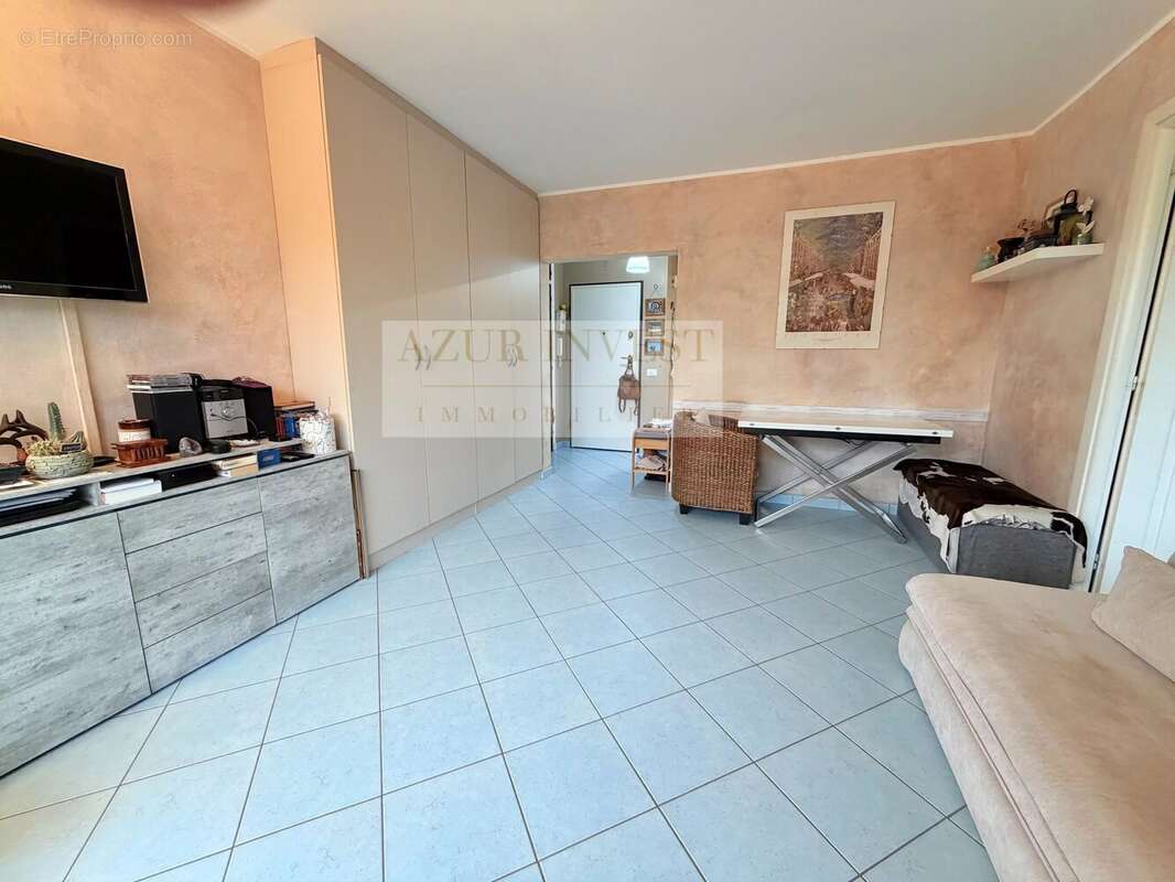 Appartement à ROQUEBRUNE-CAP-MARTIN