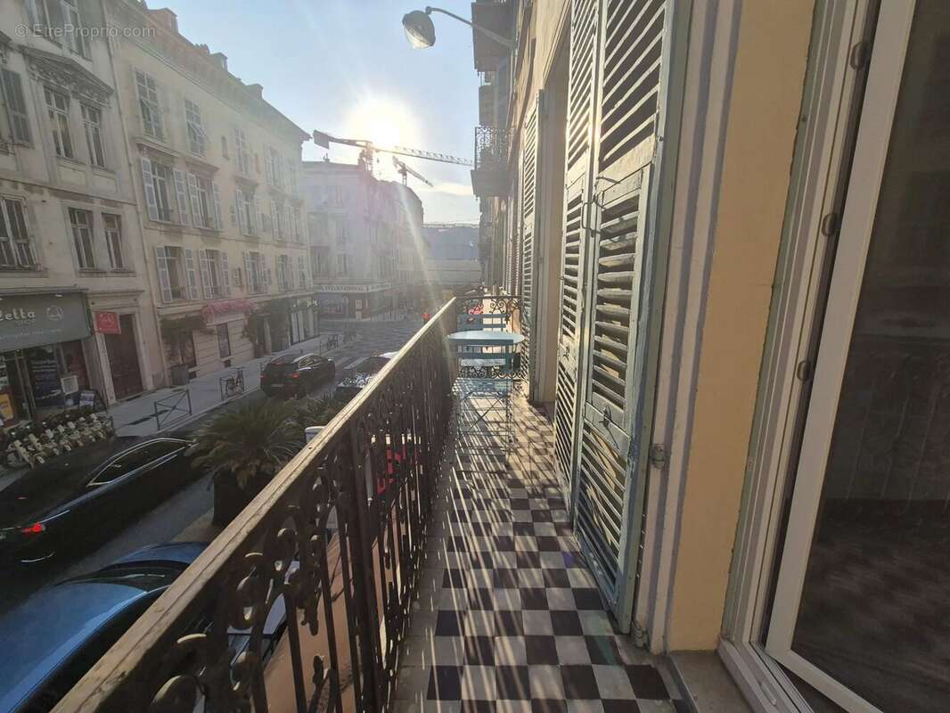 Appartement à NICE