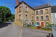 Maison à SURY-EN-VAUX