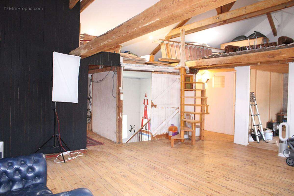 Maison  avec jardin , garage et appartement indépendant - photo 15