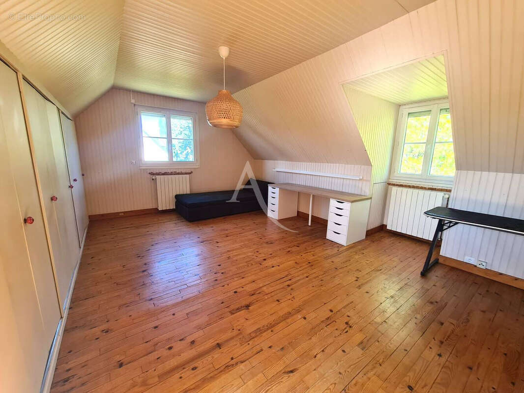 Maison Ozoir La Ferriere 6 pièce(s) 159.4 m2 - photo 6