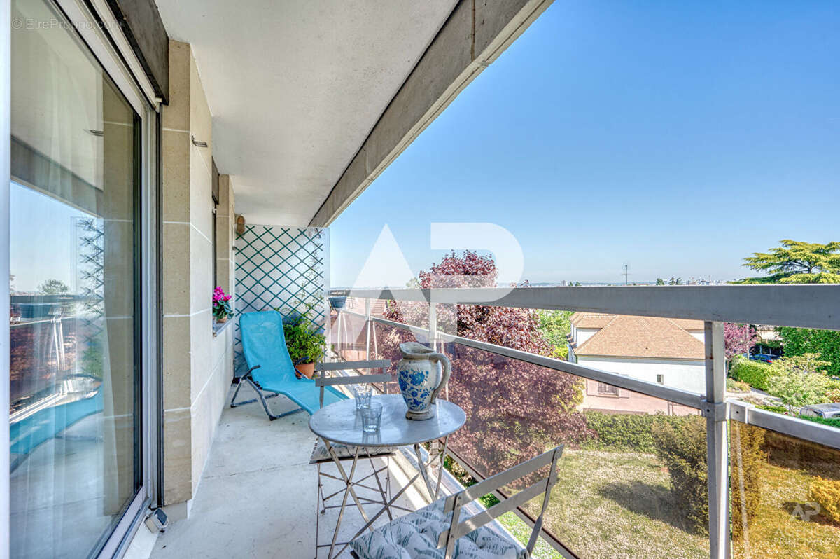 Appartement à RUEIL-MALMAISON