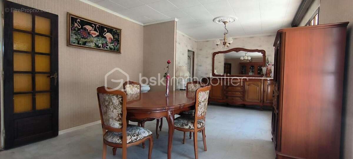 Maison à SEREZIN-DU-RHONE