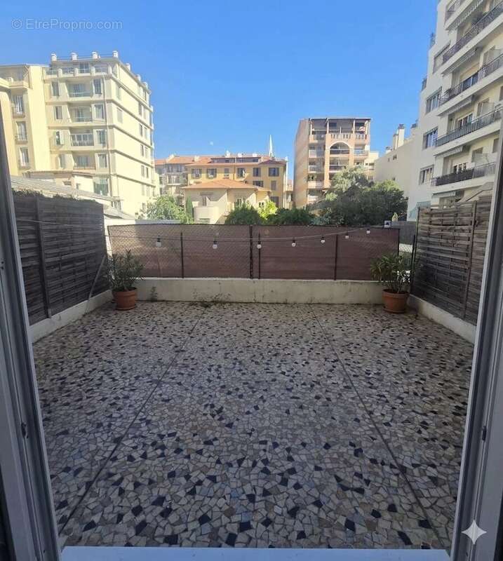Appartement à NICE