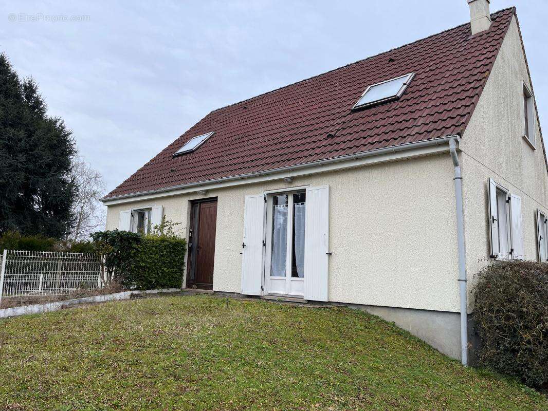 Maison à SAINT-DENIS-EN-VAL