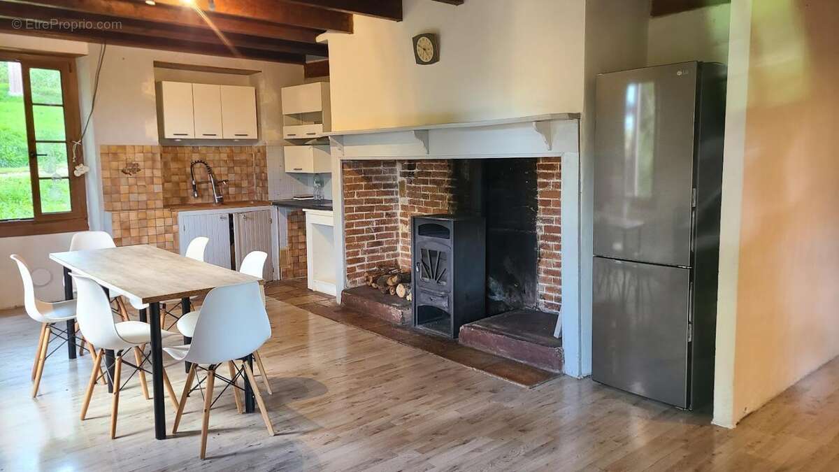 Maison à TREJOULS